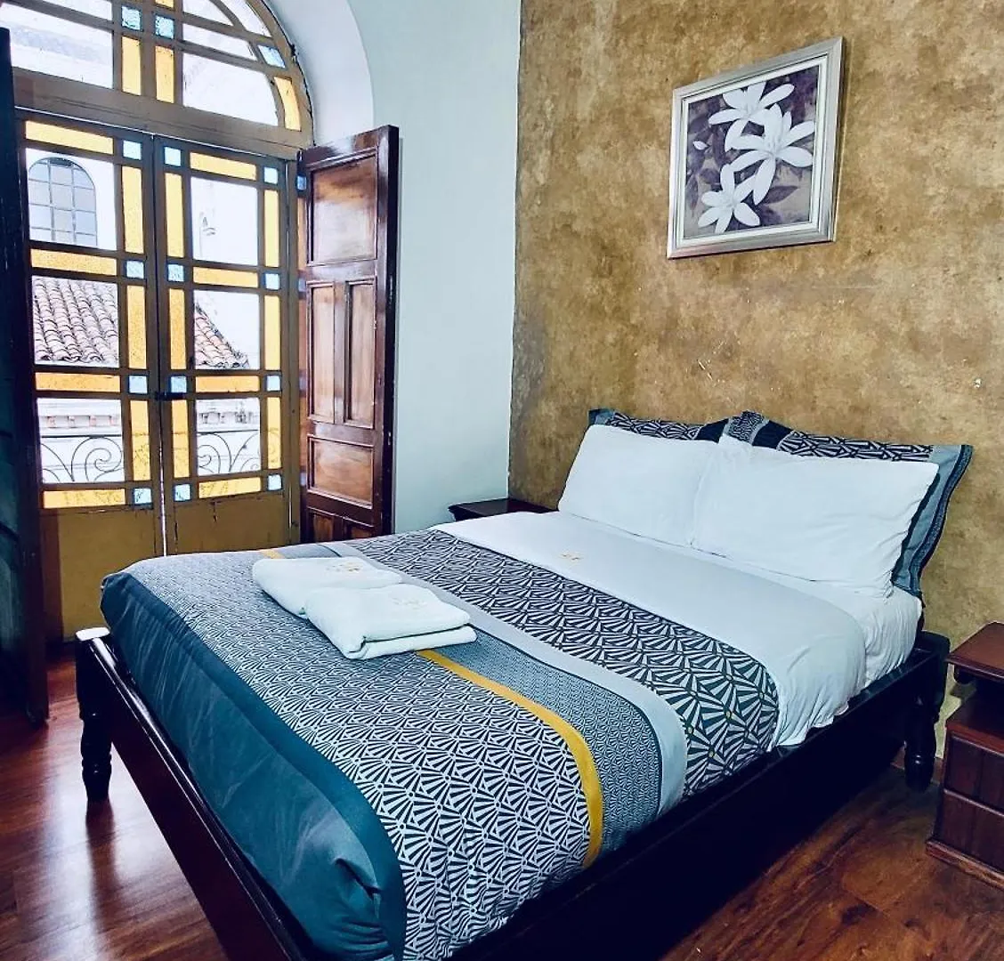 Bed and Breakfast Atipico Cuenca Frühstückspension